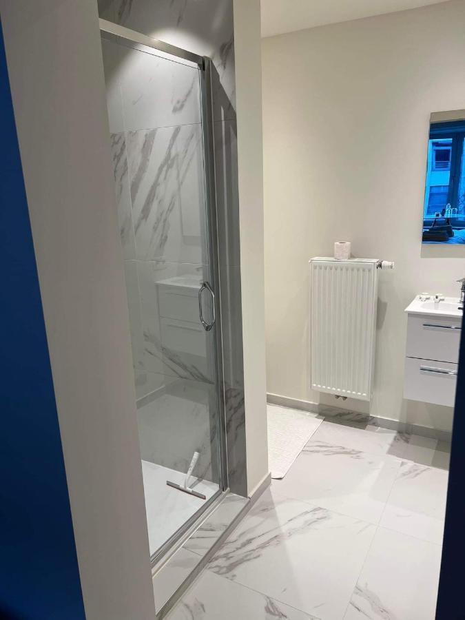 Prachtige Kamer In Centrum Brugge Met Badkamer ! Εξωτερικό φωτογραφία